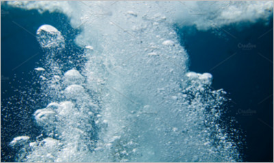 water bubbles deep in ocean